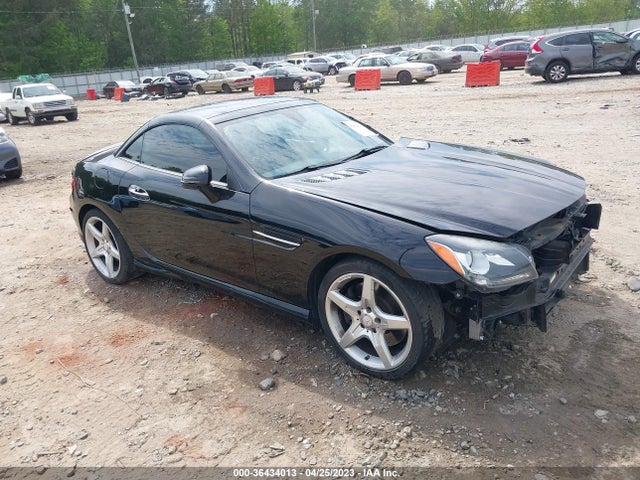 2015 Mercedes-Benz SLK-Class, VIN: WDDPK4HA9FF096834