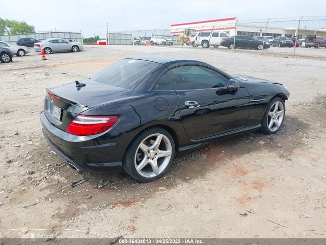 2015 Mercedes-Benz SLK-Class, VIN: WDDPK4HA9FF096834