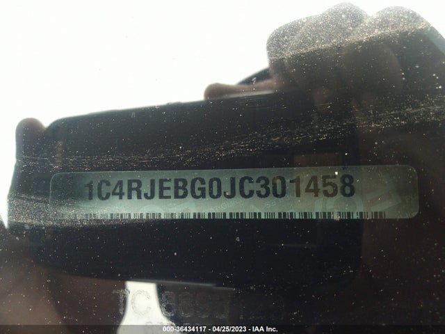 1C4RJEBG0JC301458 Jeep Grand Cherokee Limited