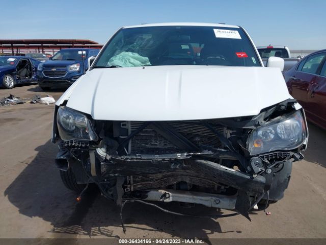 2C4RDGEG8GR375676 Dodge Grand Caravan R/t