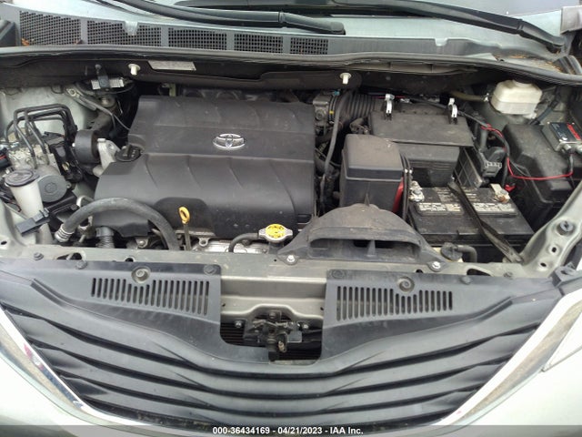 Toyota SIENNA LE 2014 5TDKK3DC7ES502002 Image 11