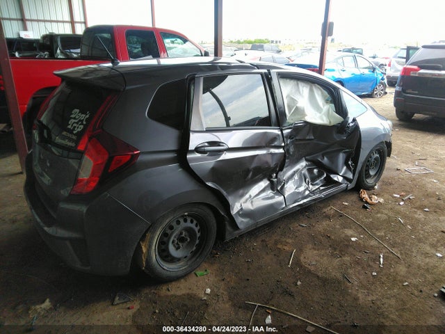 Honda FIT LX 2015 3HGGK5G51FM767421 Image 4