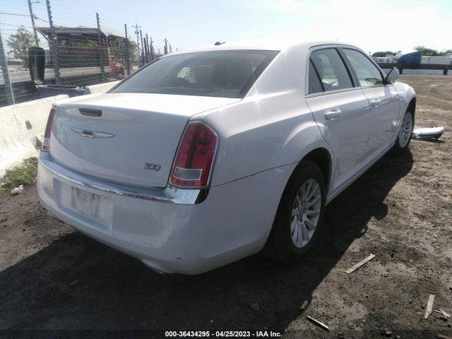 2C3CCAAG8EH379861 Chrysler 300