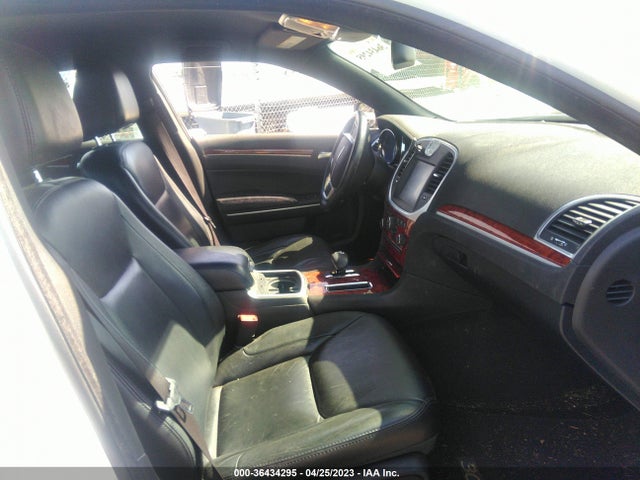 2C3CCAAG8EH379861 Chrysler 300