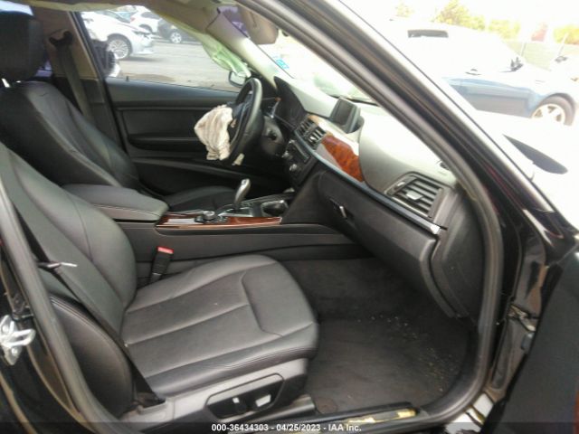 WBA3C1C54FK119701 BMW 3 Series 328i