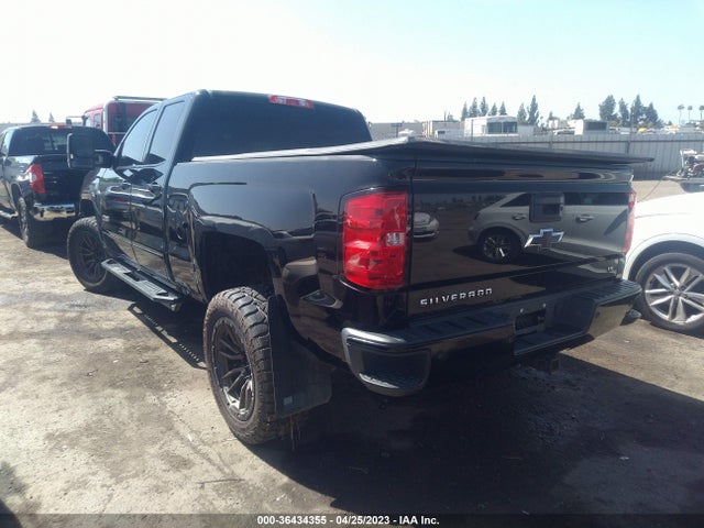 2018 CHEVROLET SILVERADO 1500 LT VIN: 2GCVKREC8J1106371