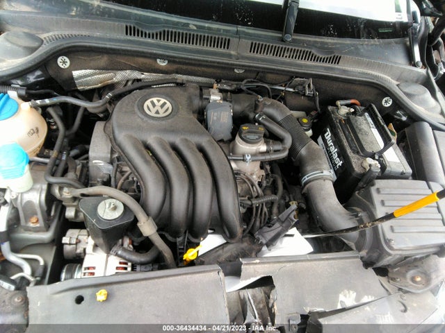 3VW2K7AJ4FM277286 Volkswagen Jetta 2.0l S