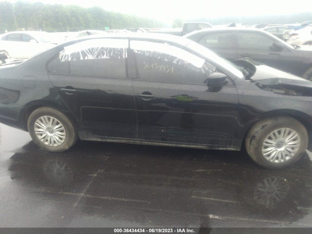 3VW2K7AJ4FM277286 Volkswagen Jetta 2.0l S