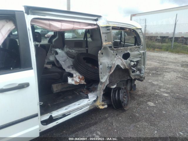 2C4RDGBG3FR669795 Dodge Grand Caravan American Value Pkg