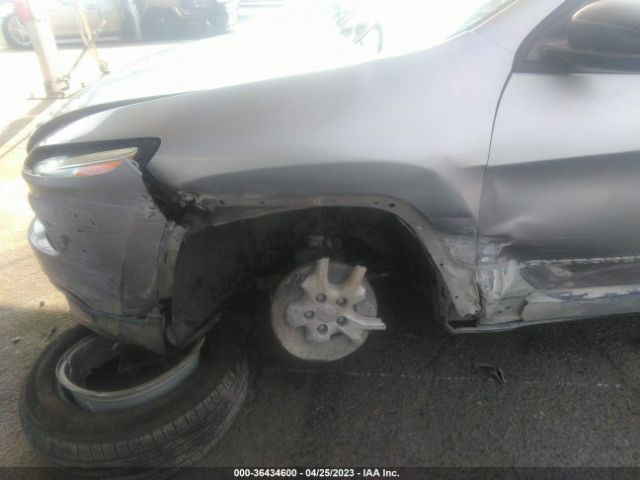 1C4PJLAB9GW282031 Jeep Cherokee Sport