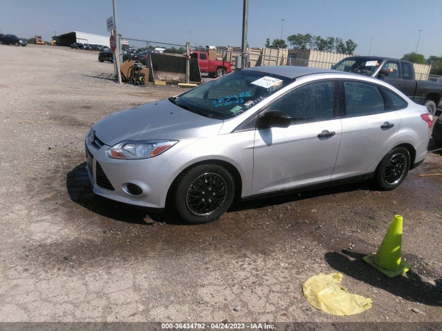 Ford FOCUS S 2014 1FADP3E24EL353488 Image 2