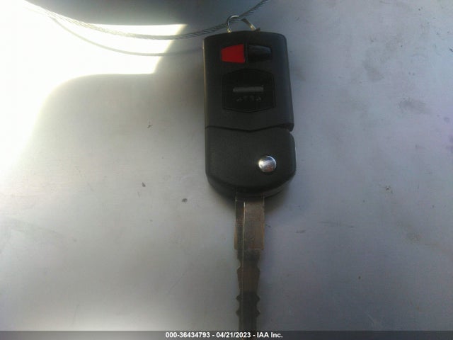 2011 MAZDA MAZDA3 I TOURING VIN: JM1BL1VG2B1496573
