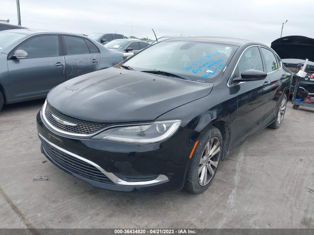 Chrysler 200 Limited 2015 1C3CCCAB0FN671125 Image 2