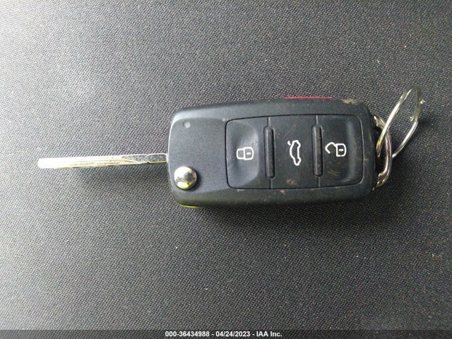 WVGBV7AX5HK054209 Volkswagen TIGUAN