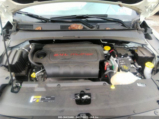 3C4NJCBBXJT461455 Jeep Compass Altitude