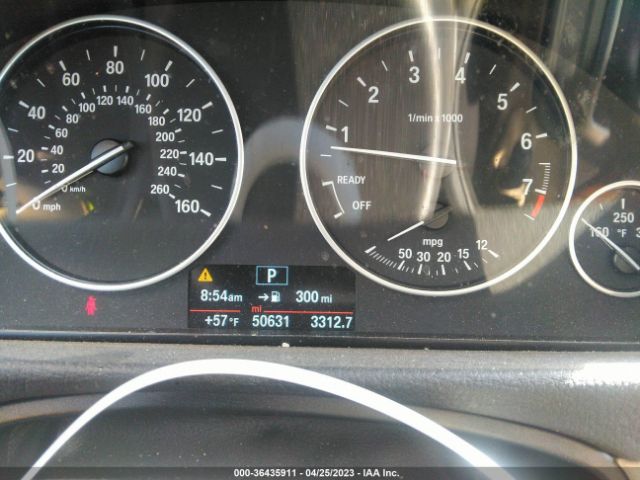 WBA8E1G3XHNU18944 BMW 3 Series 320i
