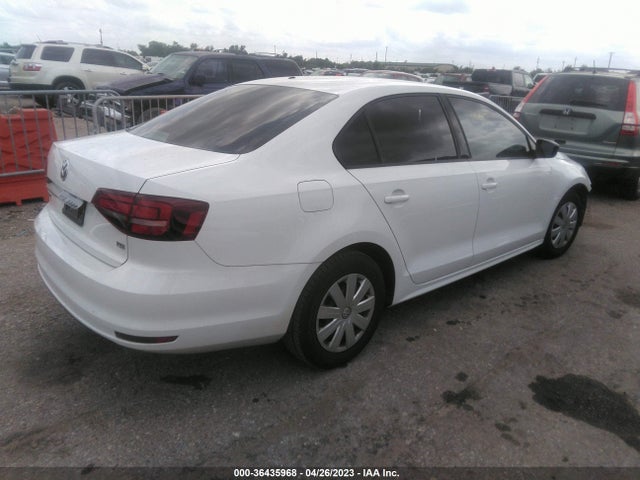 3VW267AJ9GM390818 Volkswagen Jetta Sedan 1.4t S