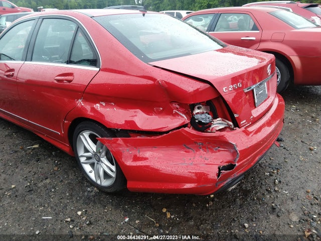 Продажа на аукционе авто 2013 Mercedes-benz C-class C 250, vin: WDDGF4HB5DA790850, номер лота: 36436291
