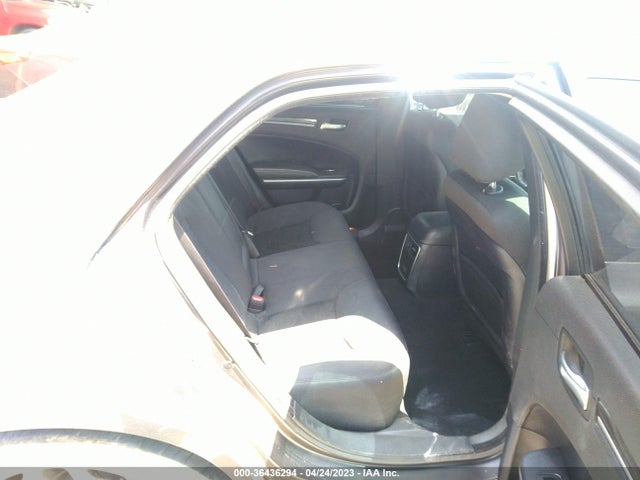 2C3CCAAG8KH740680 Chrysler 300 Touring