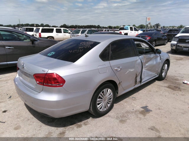 1VWAS7A33EC033075 Volkswagen PASSAT S