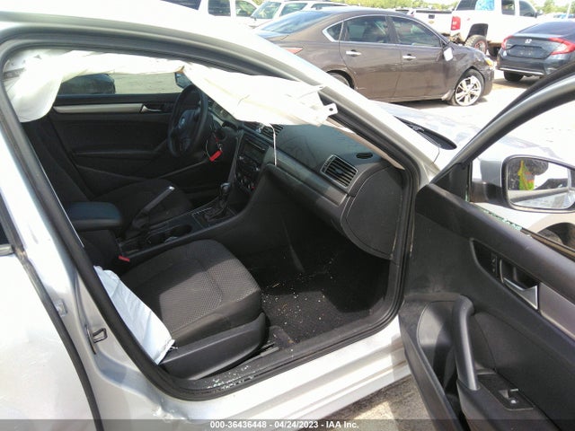 1VWAS7A33EC033075 Volkswagen PASSAT S