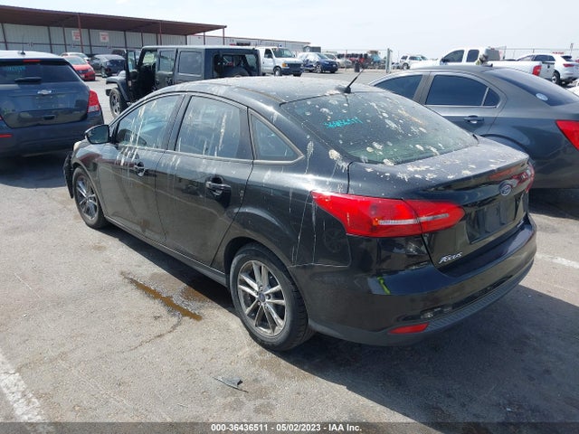 Ford FOCUS SE 2015 1FADP3F23FL356849 Image 4