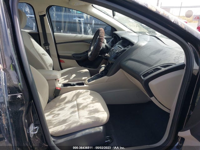 Ford FOCUS SE 2015 1FADP3F23FL356849 Image 6