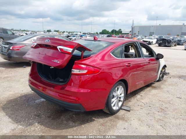 3FA6P0LU4KR195727 Ford Fusion Hybrid Se