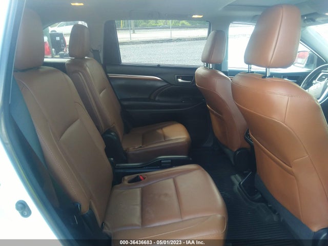 Toyota Highlander Limited 2018 5TDDZRFH5JS818105 Image 9