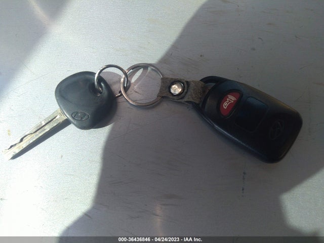 2011 HYUNDAI SONATA GLS VIN: 5NPEB4ACXBH060728