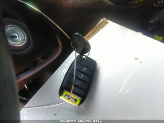 KNDJP3A50F7136544 KIA SOUL +