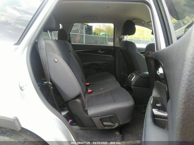 5XYPG4A56KG446873 KIA Sorento Lx V6