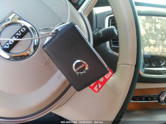 YV4A221K0M1737917 Volvo Xc90 Momentum