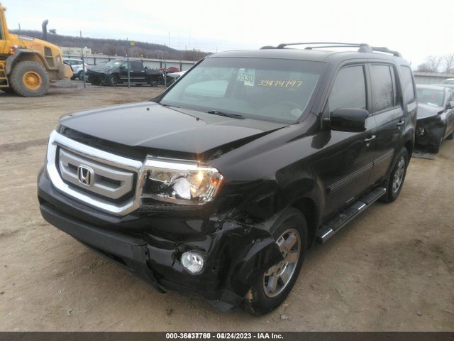 2011 HONDA PILOT TOURING VIN: 5FNYF4H90BB096387