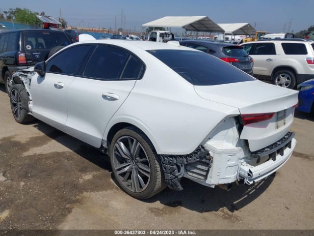 7JR102FM8KG012144 Volvo S60 R-design