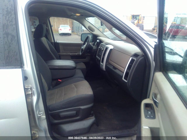 2009 DODGE RAM 1500 SLT VIN: 1D3HB18P69S796282