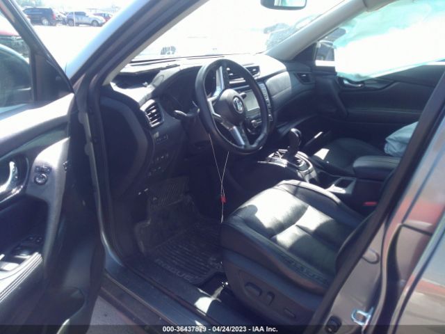 JN8AT2MV4HW023615 Nissan Rogue Sl