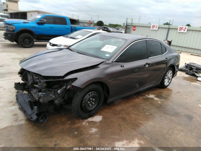 Toyota CAMRY LE 2022 4T1C11AK1NU674864 Image 2