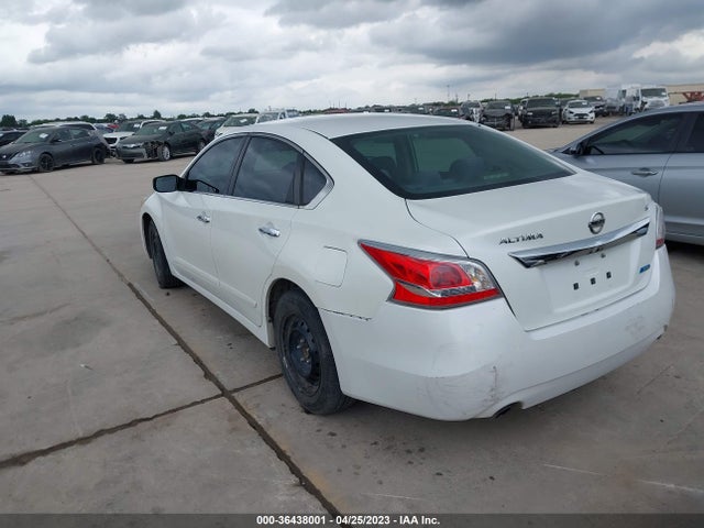 Nissan Altima 2.5 S 2014 1N4AL3AP6EN225807 Image 3
