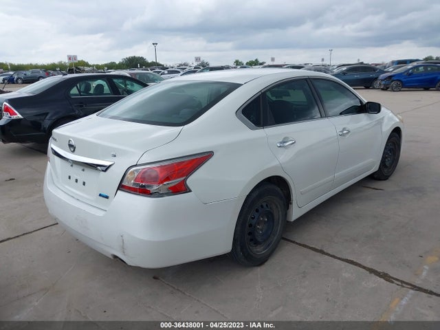 Nissan Altima 2.5 S 2014 1N4AL3AP6EN225807 Image 4
