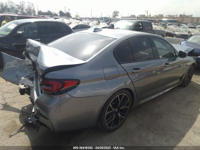 WBA13BK06NCH95677 BMW 5 Series M550i Xdrive