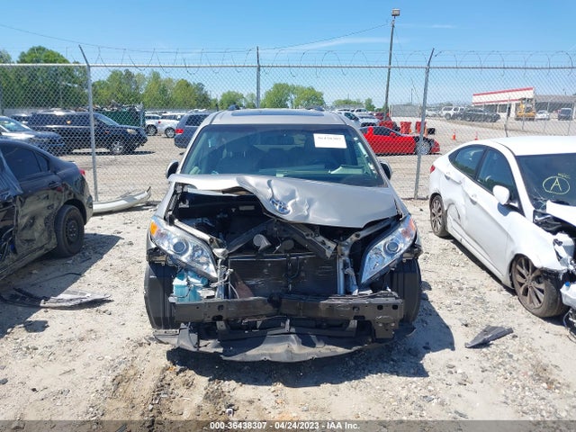 2015 TOYOTA SIENNA XLE/XLE AAS/LTD VIN: 5TDYK3DC9FS682076