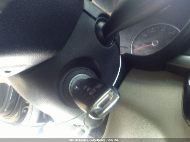 KNAGT4L31G5070197 KIA Optima Lx