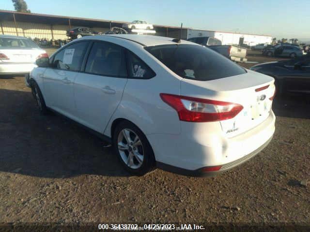 Ford FOCUS SE 2014 1FADP3F24EL260274 Image 3