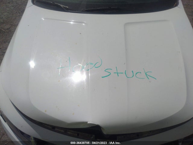 Chevrolet IMPALA 1LT 2017 2G1105SA1H9140480 Image 10