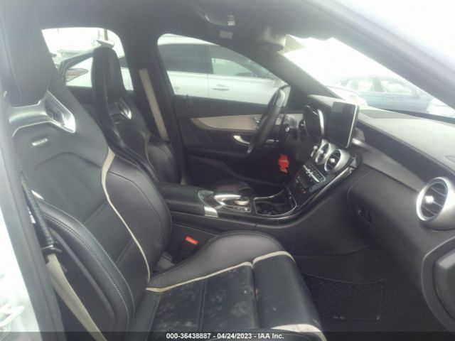 55SWF8HB8FU048058 Mercedes-Benz C-class Amg C 63 S