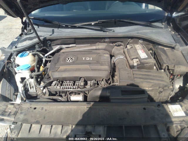1VWBS7A32FC017911 Volkswagen Passat 1.8t Se W/sunroof & Nav