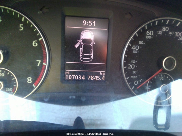 1VWBS7A32FC017911 Volkswagen Passat 1.8t Se W/sunroof & Nav