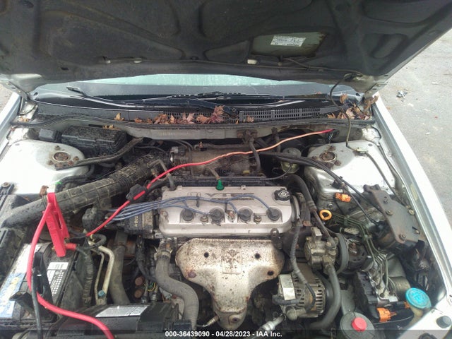 2001 HONDA ACCORD SDN EX VIN: 1HGCG56661A074795