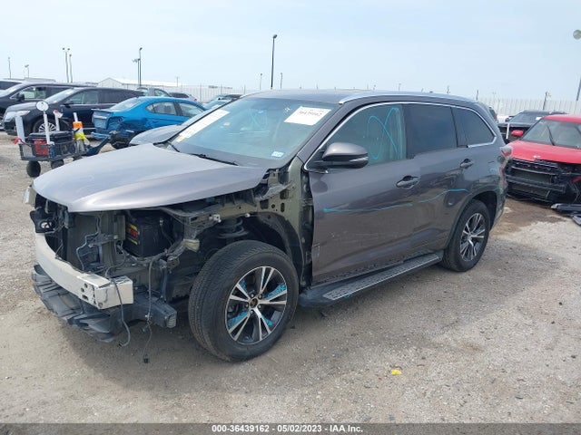 36439162 :رقم المزاد ، 5TDKKRFH8GS127123 vin ، 2016 Toyota Highlander Xle مزاد بيع